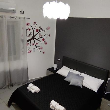 Casa Vacanze Campanella - Apartment At The Zisa باليرمو المظهر الخارجي الصورة