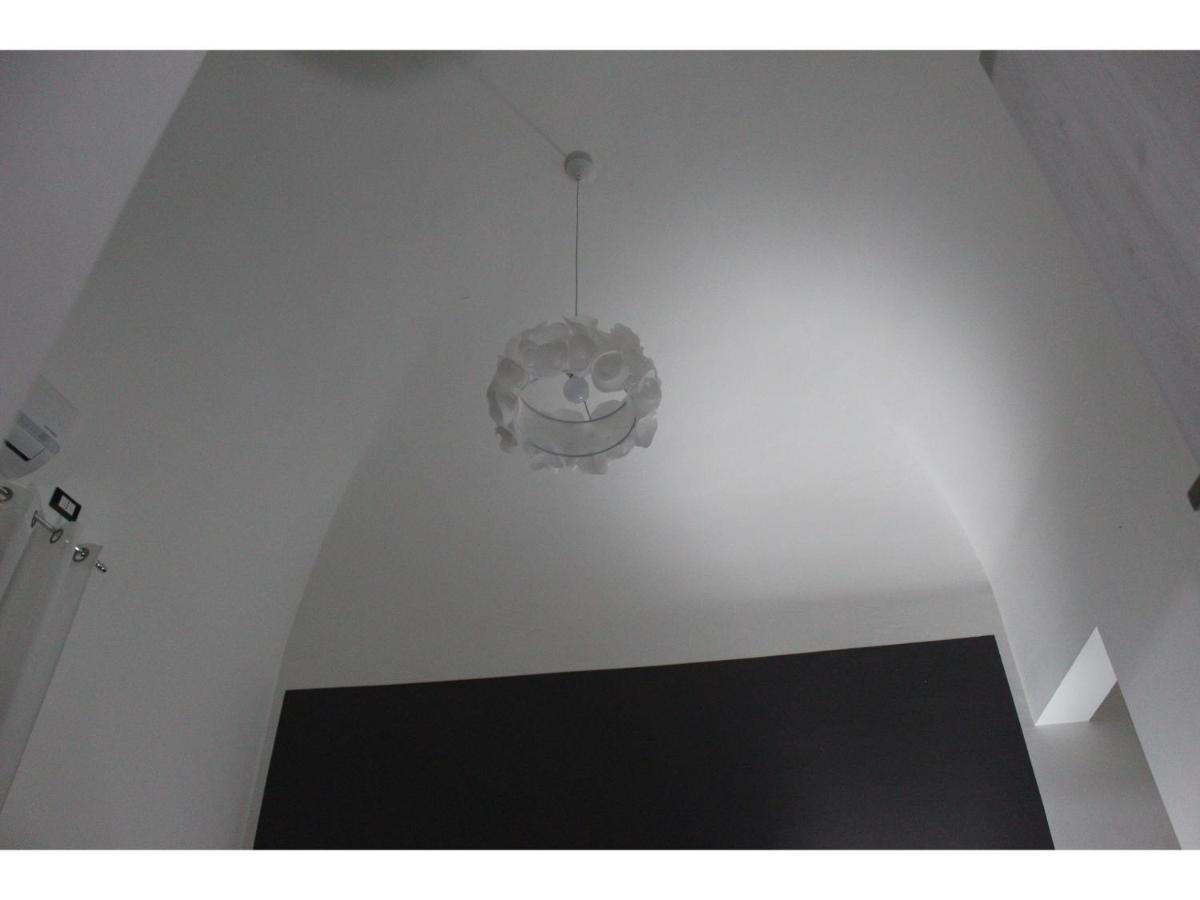 Casa Vacanze Campanella - Apartment At The Zisa باليرمو المظهر الخارجي الصورة