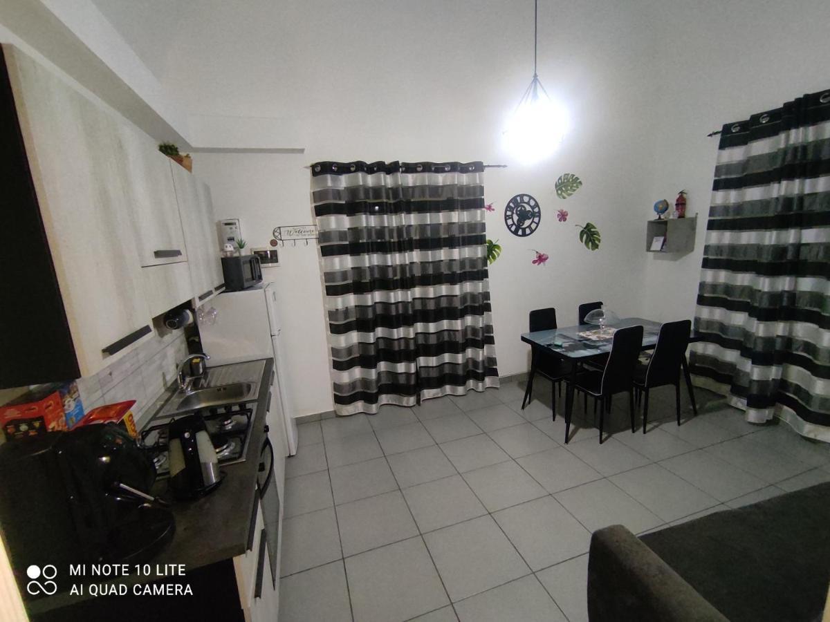 Casa Vacanze Campanella - Apartment At The Zisa باليرمو المظهر الخارجي الصورة