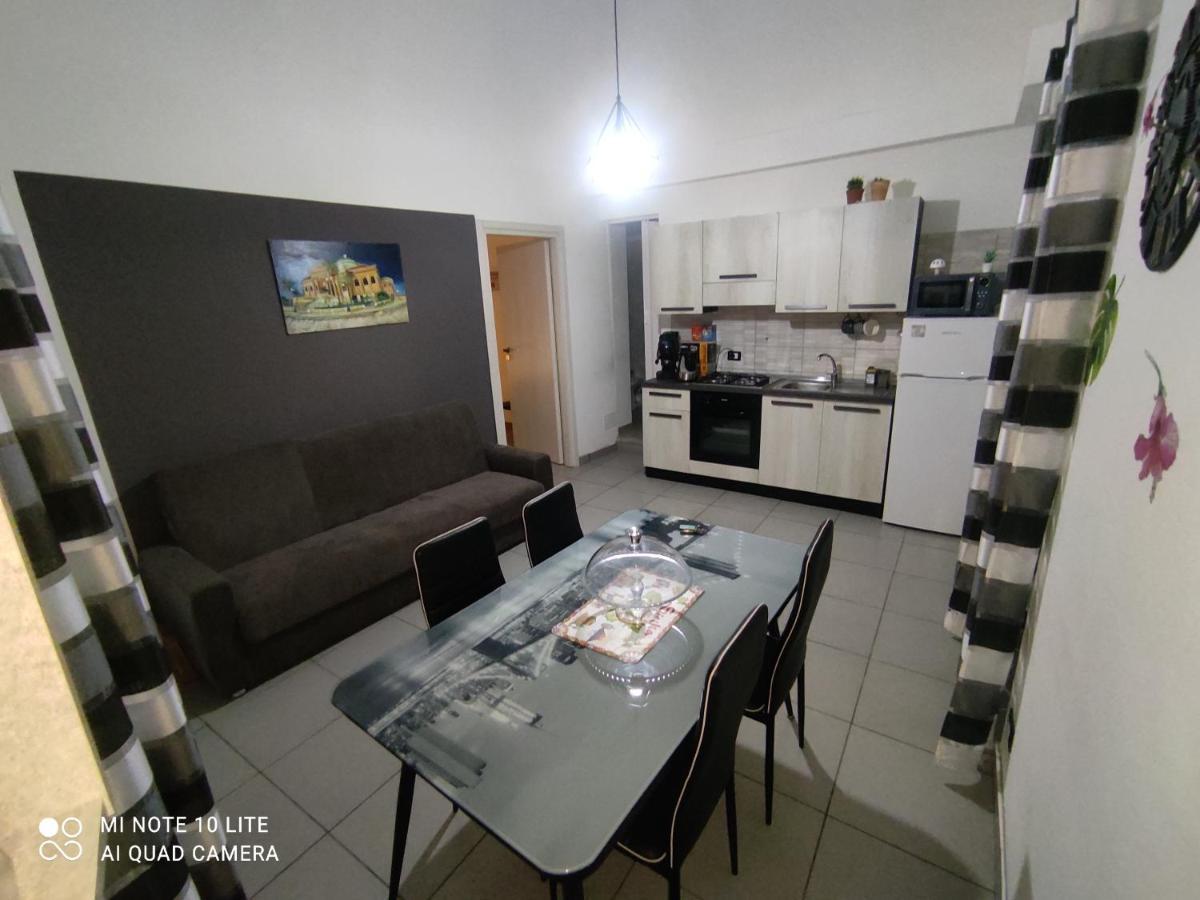 Casa Vacanze Campanella - Apartment At The Zisa باليرمو المظهر الخارجي الصورة
