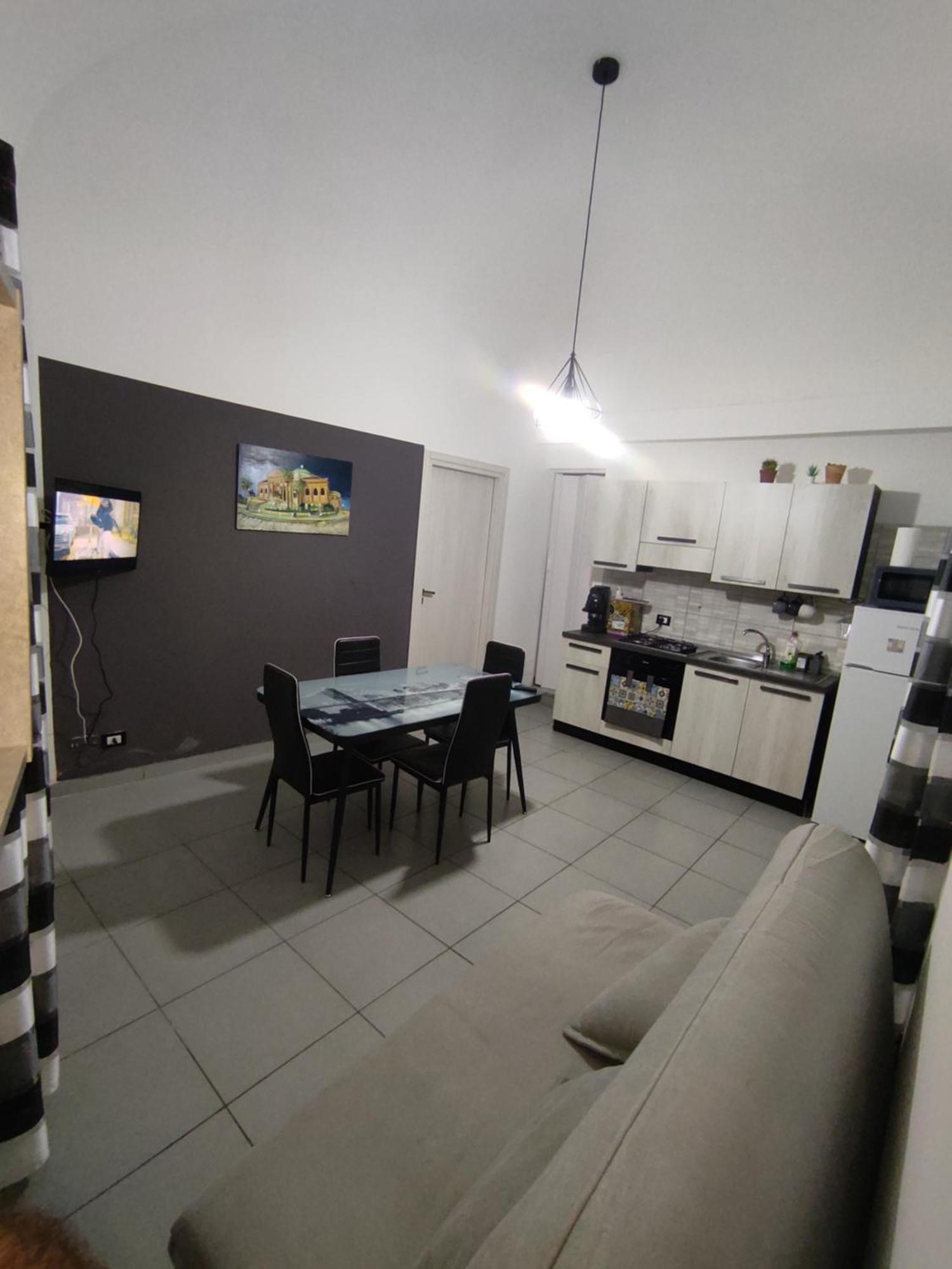 Casa Vacanze Campanella - Apartment At The Zisa باليرمو المظهر الخارجي الصورة